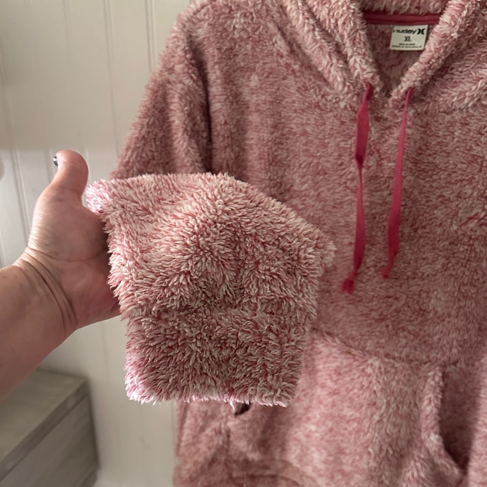 Hurley Pink Fleece Hoodie Kangaroo Pocket Sweater Like New sz XL - Picture 7 of 13